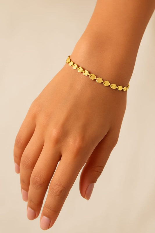 Elegant Gold-Toned Geometric Link Bracelet